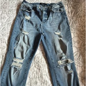 Judy Blue Boyfriend Fit Denim Jeans Distressed Stretch 11/30 crop type